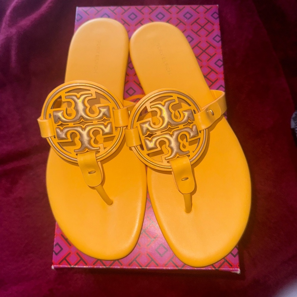 Authentic Tory Burch Women's Miller Soft Sandals New
